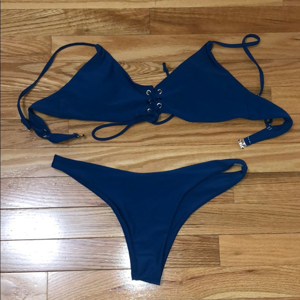 Teal cheeky bikini - NEVER WORN - Size M